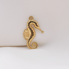 Seahorse Charm (Medium)