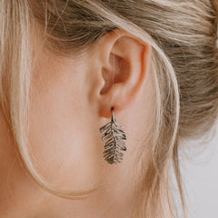 Nanette (Wave) Earrings Black